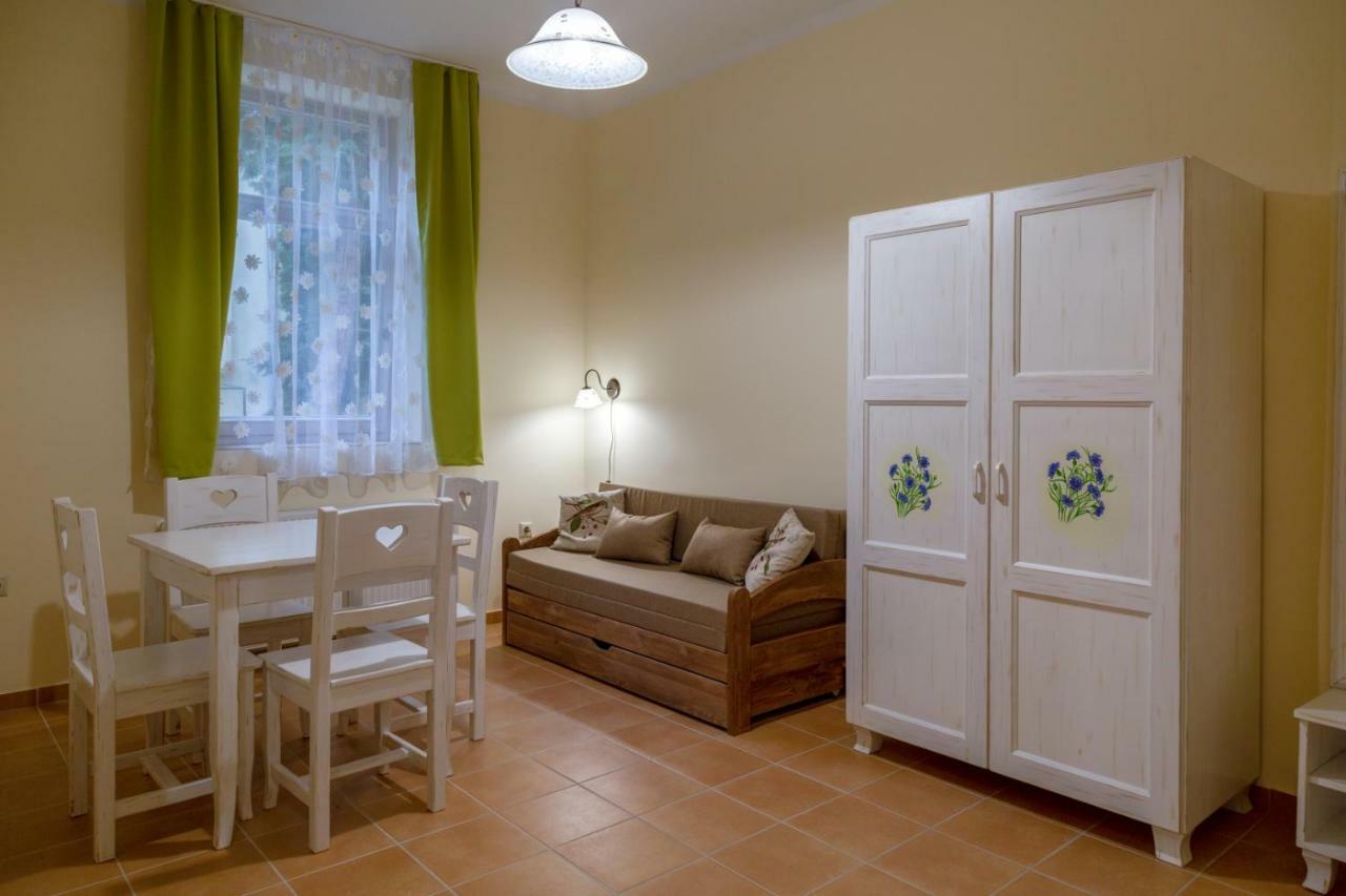 Balzsam Apartmanhaz Harkány Zewnętrze zdjęcie