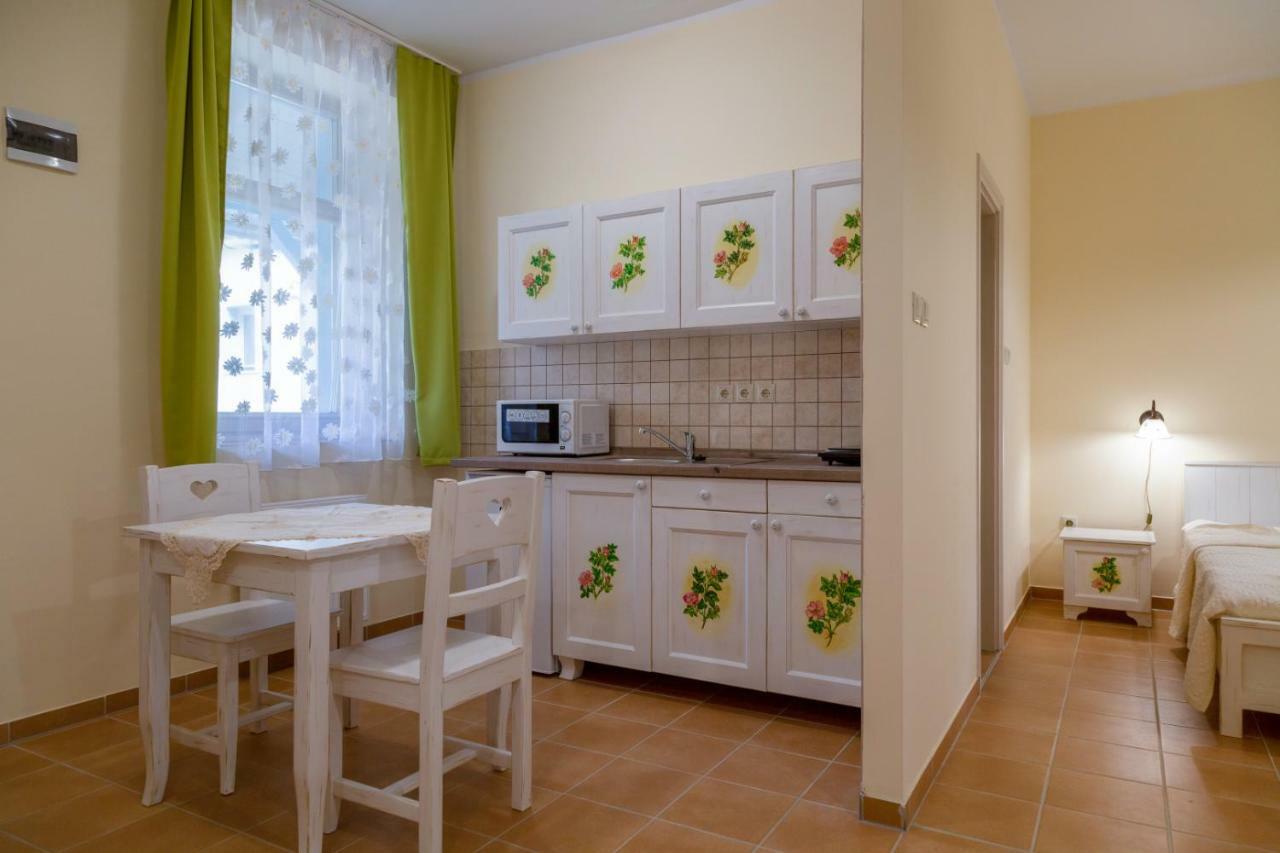 Balzsam Apartmanhaz Harkány Zewnętrze zdjęcie