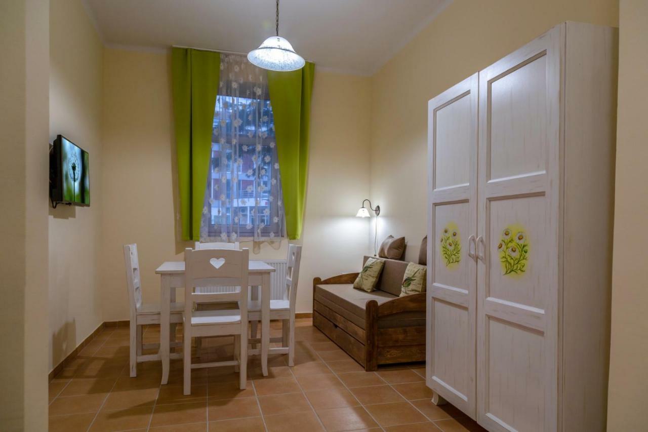 Balzsam Apartmanhaz Harkány Zewnętrze zdjęcie