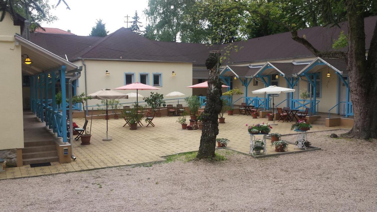 Balzsam Apartmanhaz Harkány Zewnętrze zdjęcie